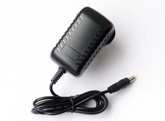 Regulowany przez UE zasilacz AC DC 9v 1A 2A 24w 2000ma 12v zasilacz PSU
